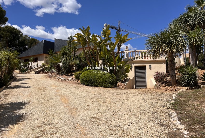 Venta - VILLA -
LA NUCÍA - Costa Blanca