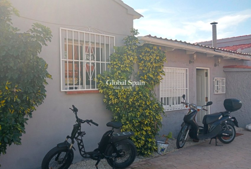 Venta - VILLA -
LA NUCÍA - La nucia