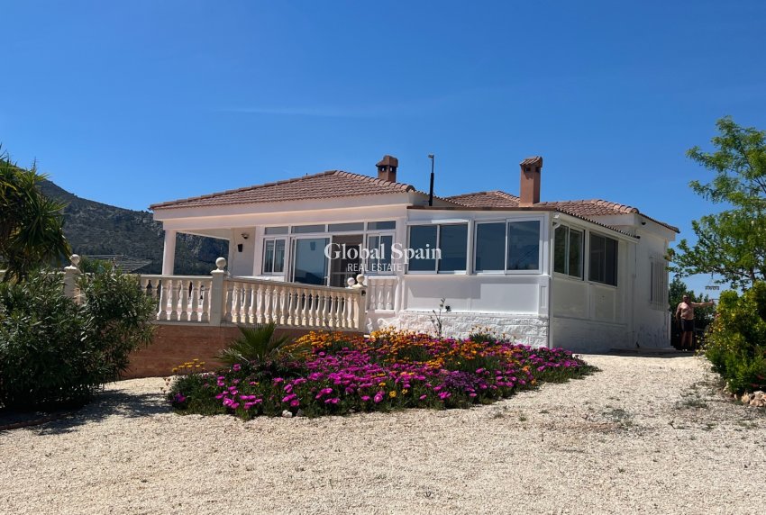 Venta - VILLA -
LA ROMANA - Inland