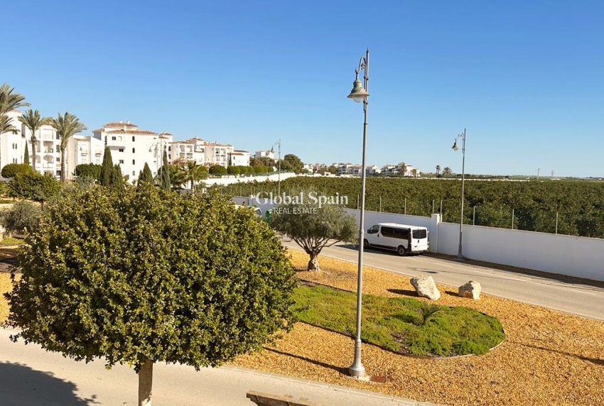 Venta - VILLA -
LA TORRE GOLF RESORT - Inland