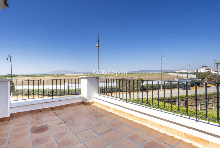 Venta - VILLA -
LA TORRE GOLF RESORT - Inland