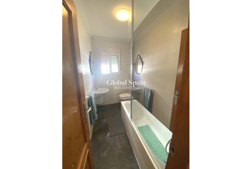 Venta - VILLA -
LA ZENIA - Costa Blanca