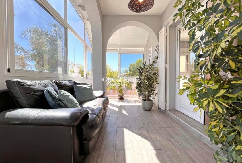 Venta - VILLA -
LA ZENIA - Costa Blanca