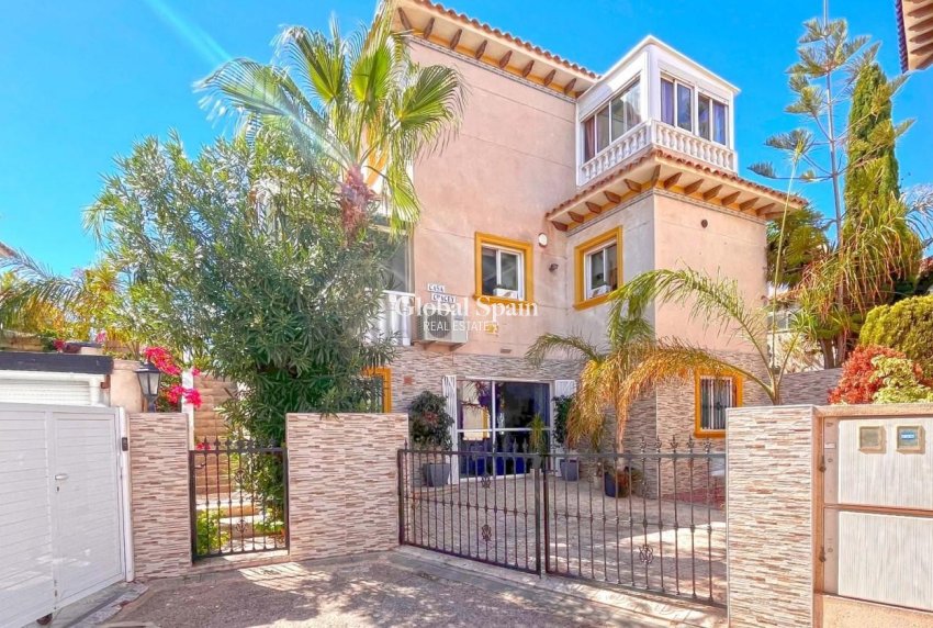 Venta - VILLA -
LA ZENIA - Costa Blanca
