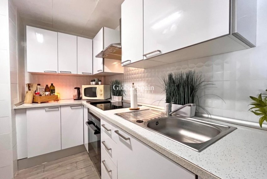 Venta - VILLA -
LA ZENIA - Costa Blanca