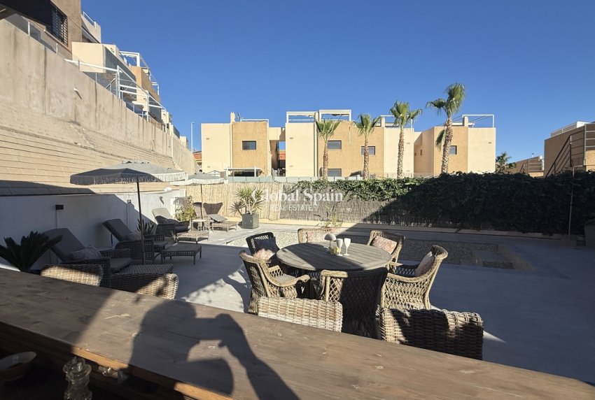 Venta - VILLA -
LA ZENIA - Costa Blanca