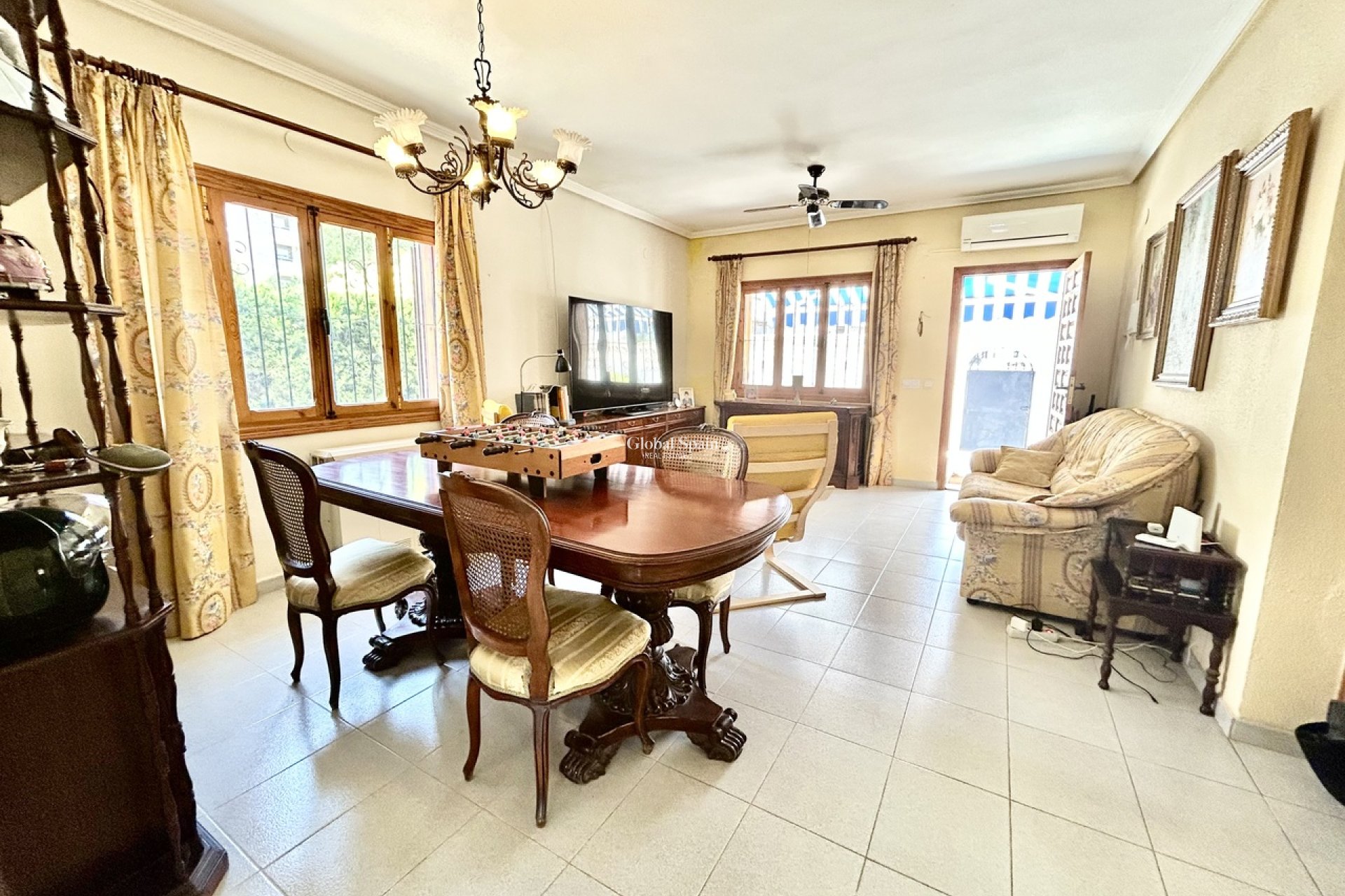 Venta - VILLA -
LA ZENIA - Costa Blanca