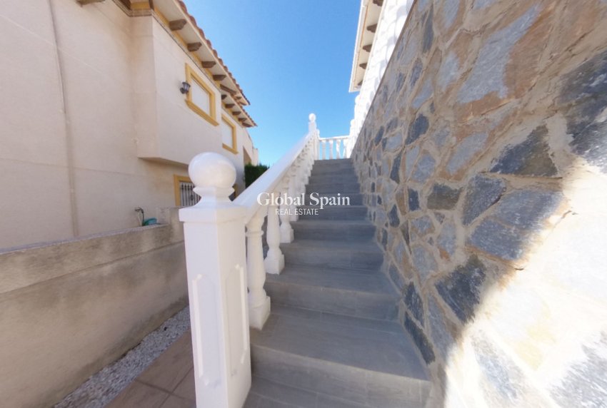 Venta - VILLA -
LA ZENIA - Costa Blanca