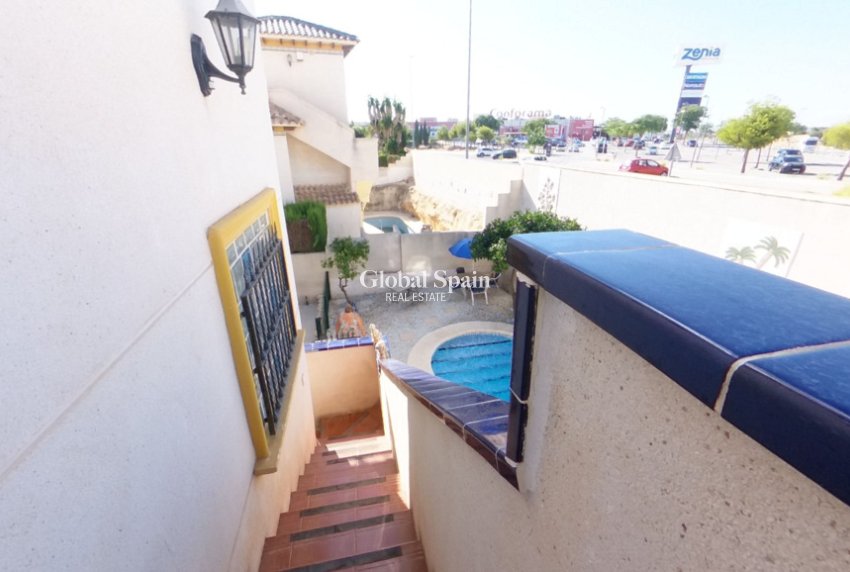 Venta - VILLA -
LA ZENIA - Costa Blanca
