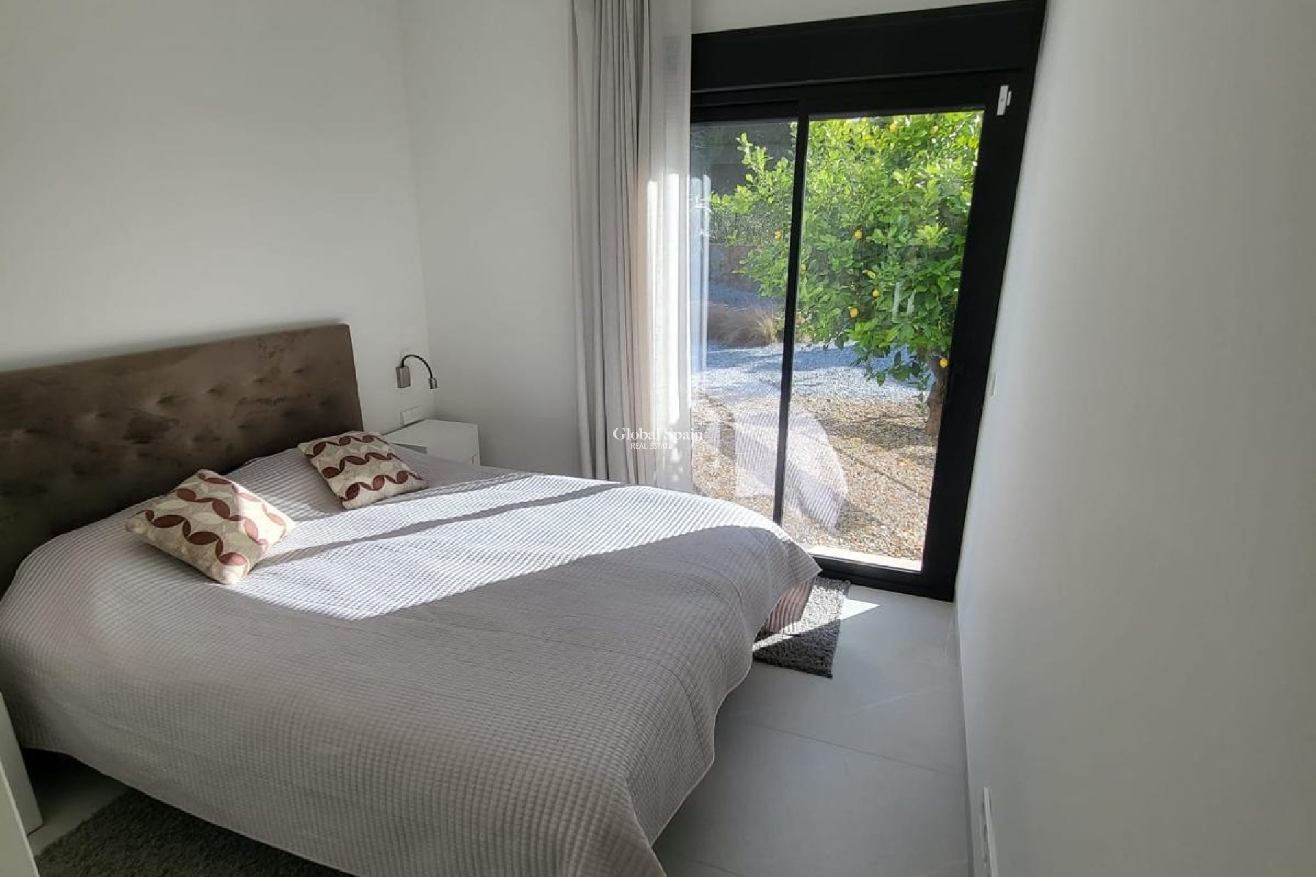 Venta - VILLA -
LAS COLINAS GOLF RESORT - Costa Blanca