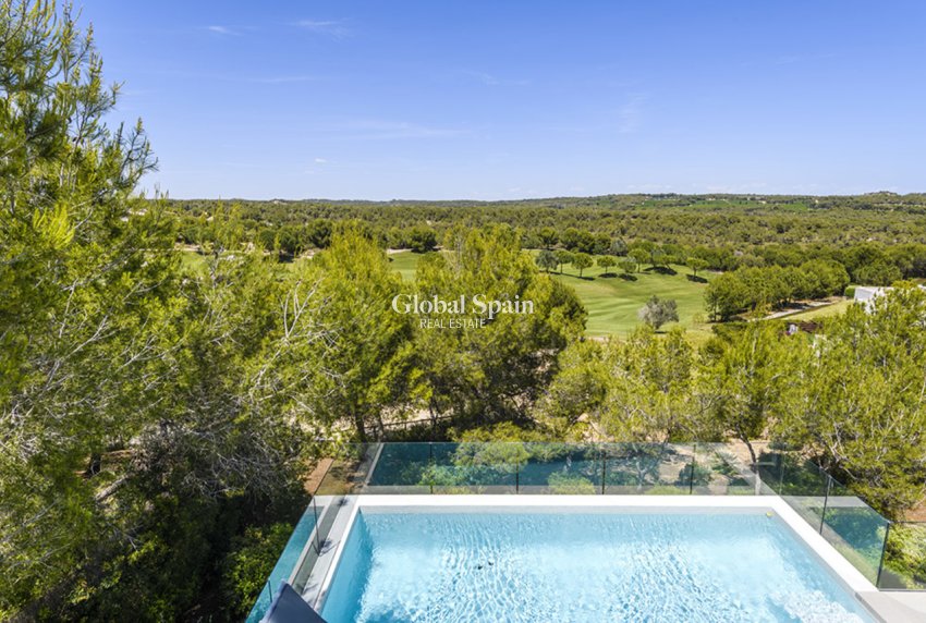 Venta - VILLA -
LAS COLINAS GOLF RESORT - Costa Blanca
