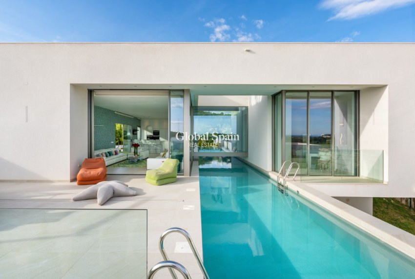 Venta - Villa -
LAS COLINAS GOLF RESORT - Las Colinas Golf