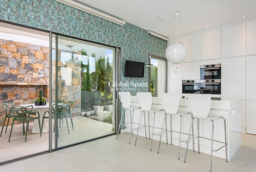 Venta - Villa -
LAS COLINAS GOLF RESORT - Las Colinas Golf