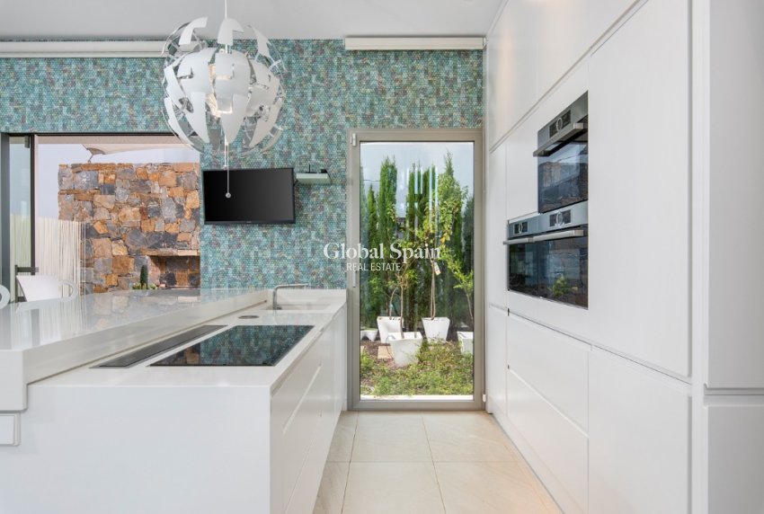 Venta - Villa -
LAS COLINAS GOLF RESORT - Las Colinas Golf