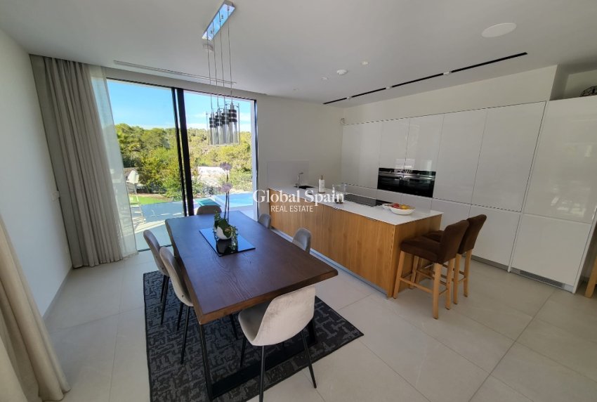 Venta - Villa -
LAS COLINAS GOLF RESORT - Las Colinas Golf