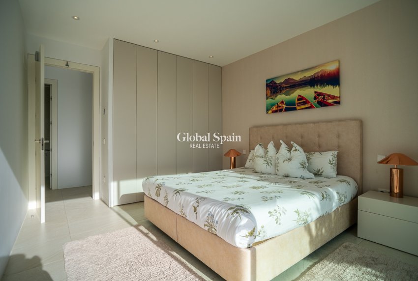 Venta - VILLA -
LAS COLINAS GOLF RESORT