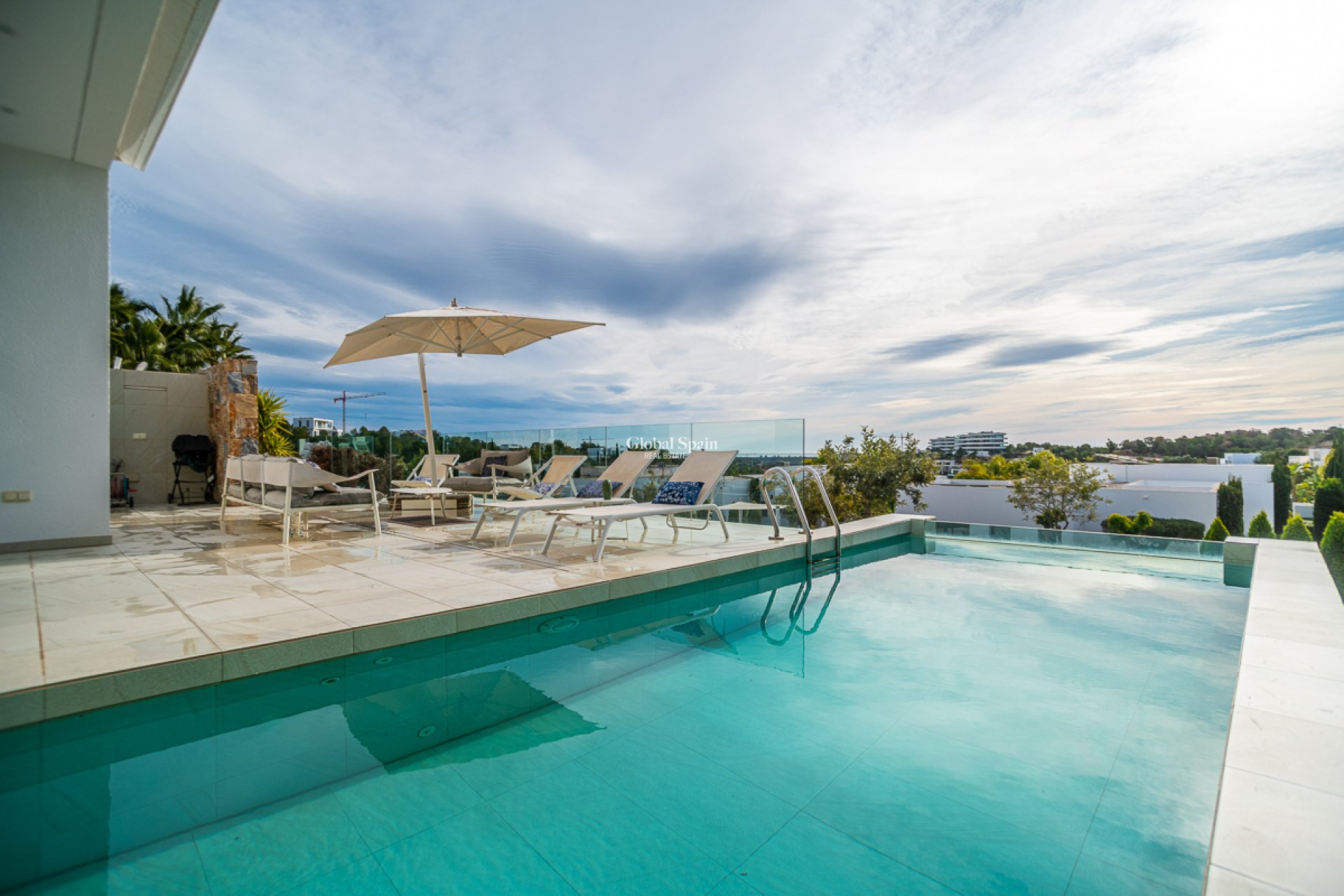 Venta - VILLA -
LAS COLINAS GOLF RESORT