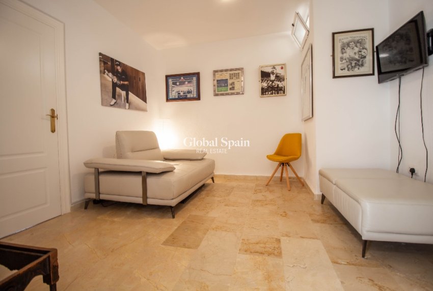 Venta - Villa -
Las Ramblas