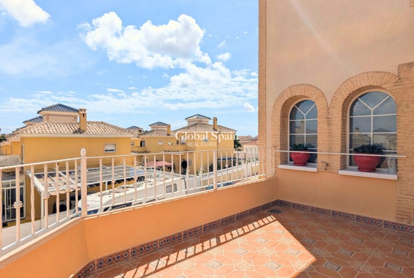 Venta - VILLA -
LO CRISPÍN - Inland