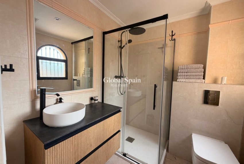 Venta - VILLA -
LO CRISPÍN - Inland