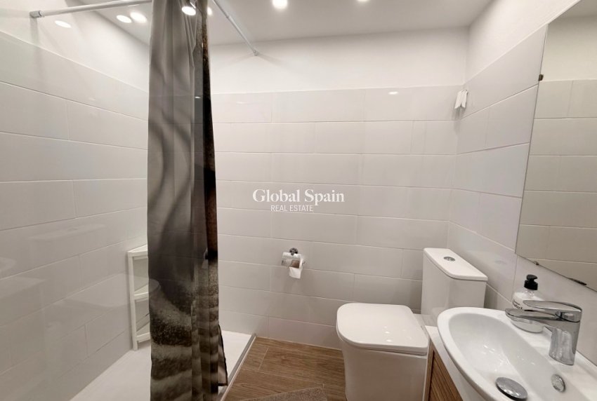 Venta - VILLA -
LO CRISPÍN - Inland