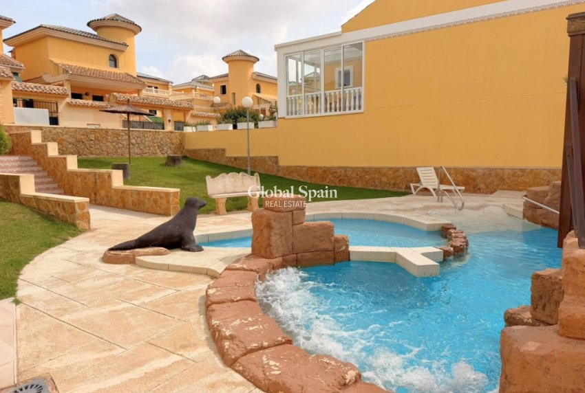 Venta - VILLA -
LO CRISPÍN - Inland