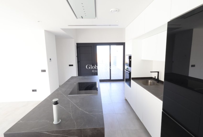 Venta - Villa -
LOS ALCÁZARES