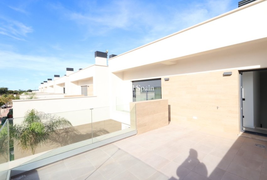 Venta - Villa -
LOS ALCÁZARES