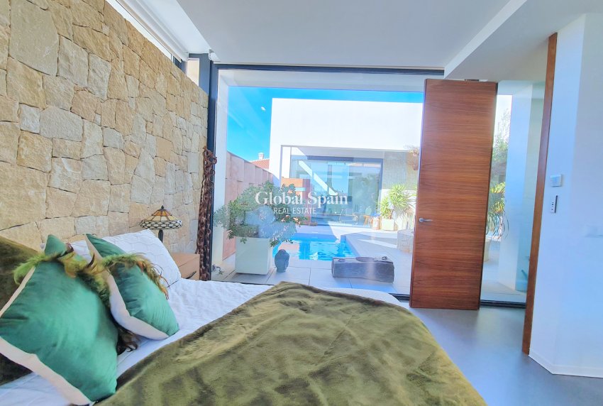 Venta - VILLA -
LOS ALCÁZARES