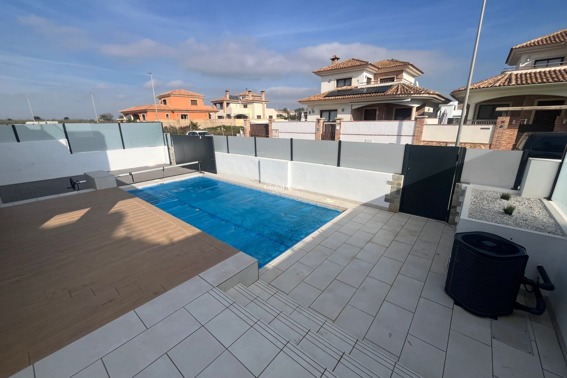 Venta - VILLA -
LOS ALCÁZARES