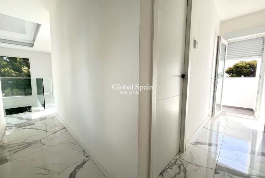 Venta - VILLA -
LOS BALCONES - LOS ALTOS - Costa Blanca