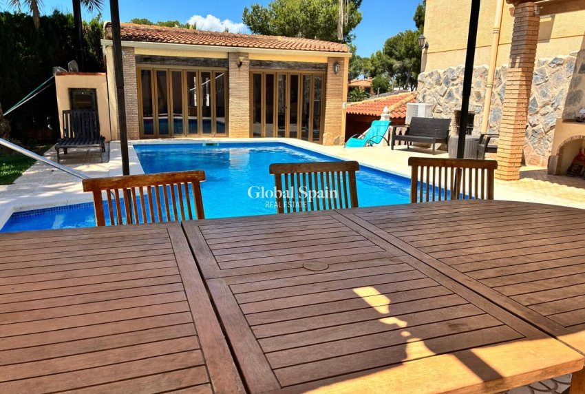 Venta - VILLA -
LOS BALCONES - LOS ALTOS - Costa Blanca