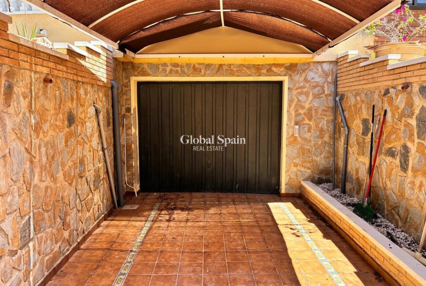 Venta - VILLA -
LOS BALCONES - LOS ALTOS - Costa Blanca