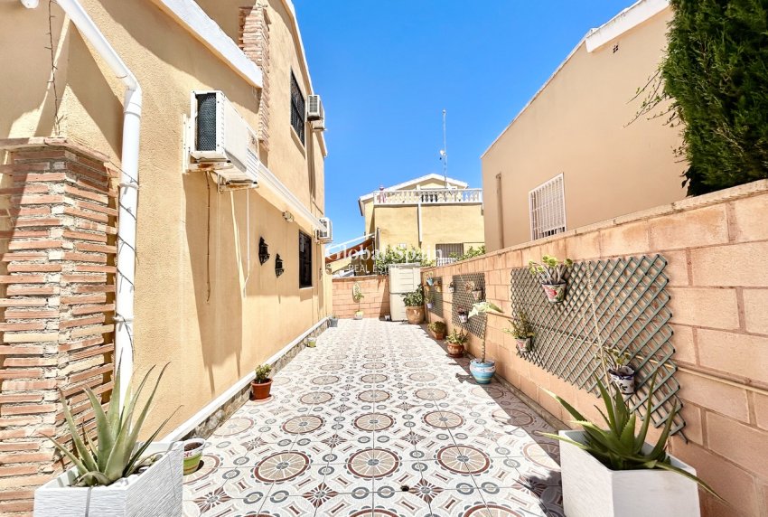 Venta - VILLA -
LOS BALCONES - LOS ALTOS - Costa Blanca