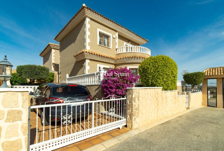 Venta - Villa -
LOS BALCONES - LOS ALTOS
