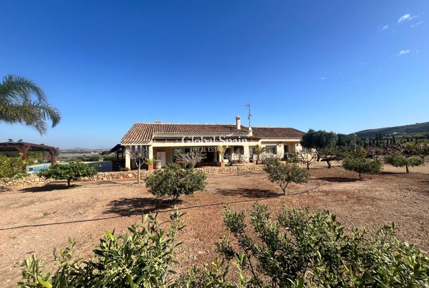 Venta - VILLA -
LOS BELONES - Inland