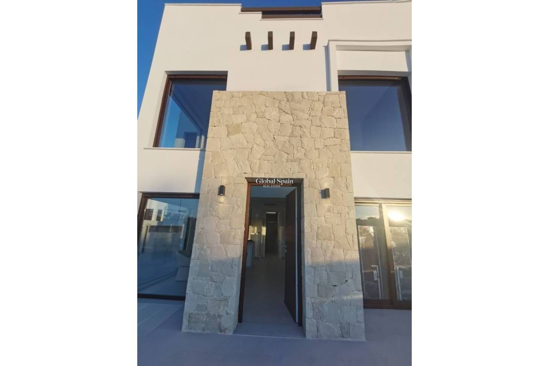 Venta - VILLA -
LOS MONTESINOS - Costa Blanca