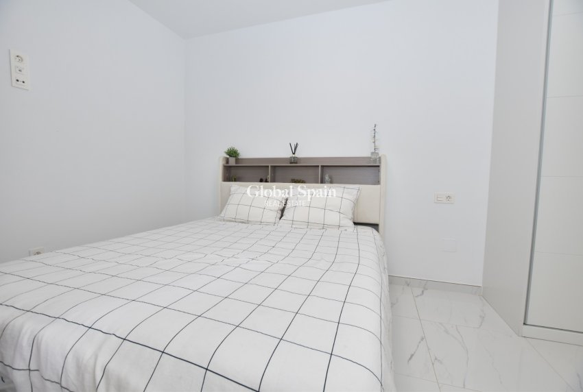 Venta - VILLA -
LOS MONTESINOS - Costa Blanca