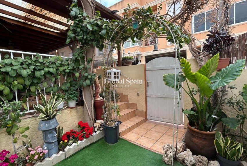 Venta - VILLA -
LOS MONTESINOS - Costa Blanca