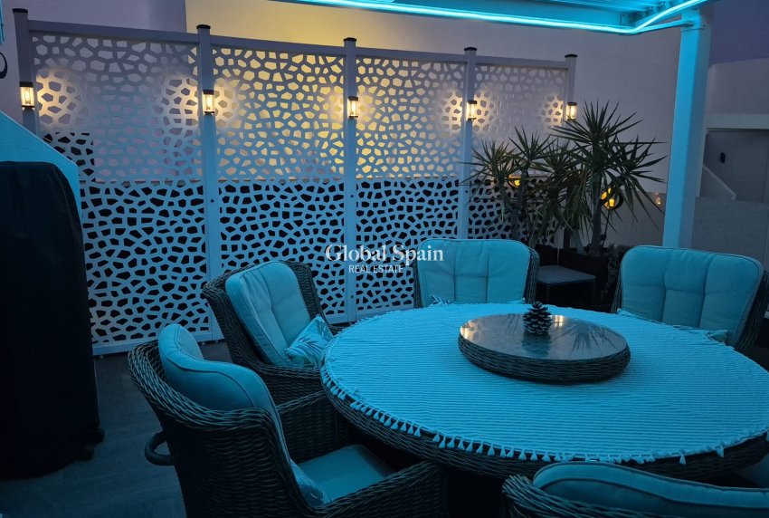 Venta - VILLA -
LOS MONTESINOS - Costa Blanca
