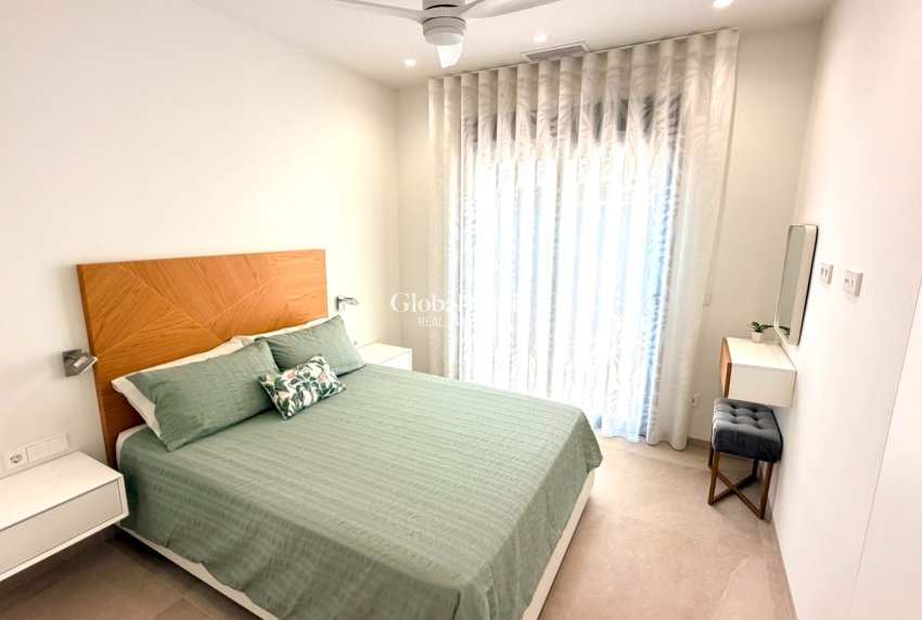 Venta - VILLA -
LOS MONTESINOS - Costa Blanca