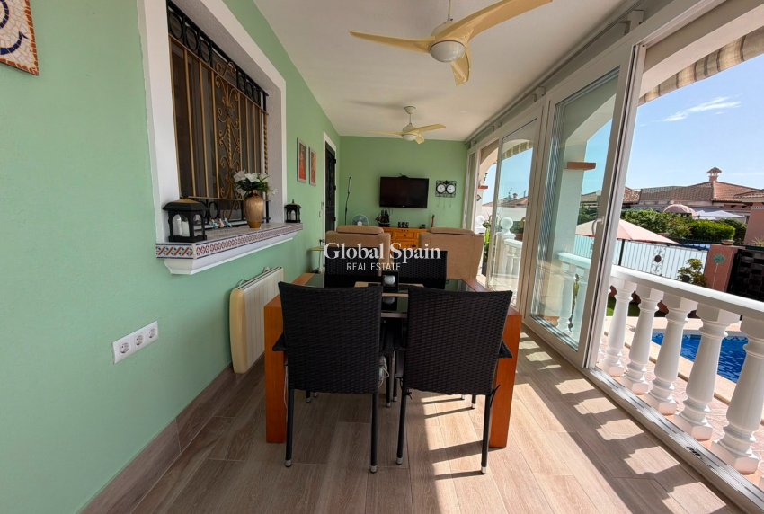 Venta - VILLA -
LOS MONTESINOS - Costa Blanca