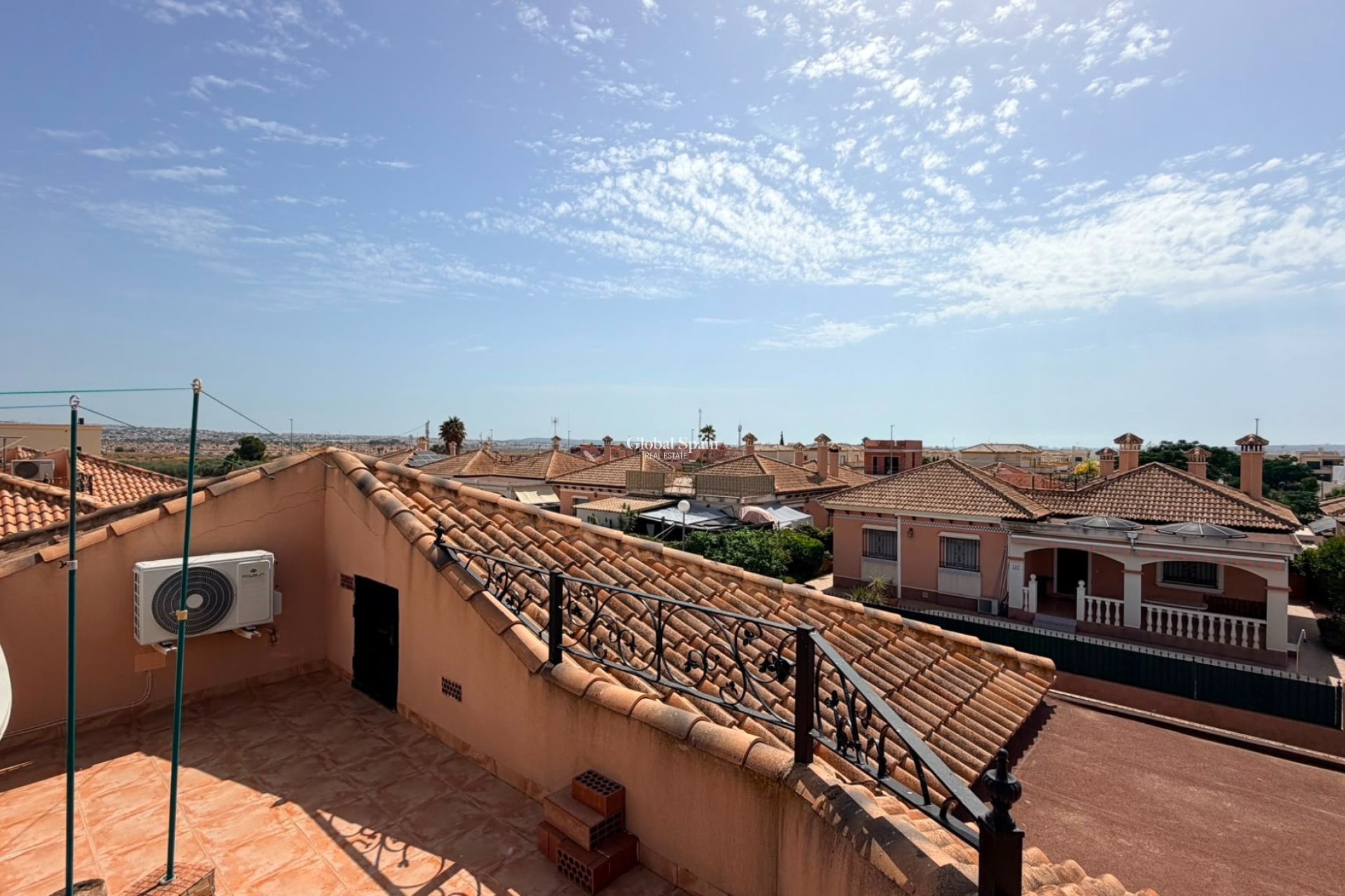 Venta - VILLA -
LOS MONTESINOS - Costa Blanca