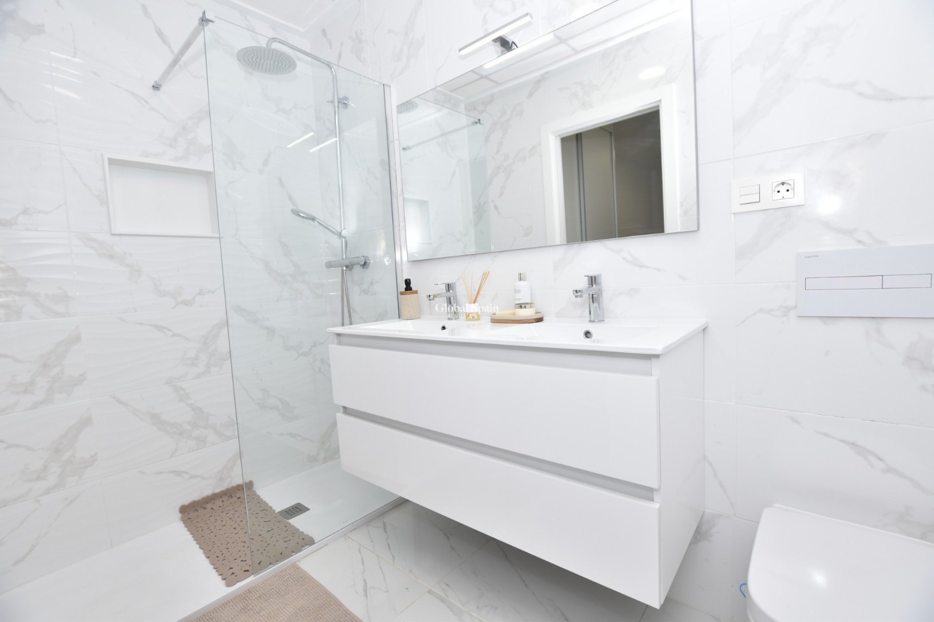 Venta - VILLA -
LOS MONTESINOS - Costa Blanca