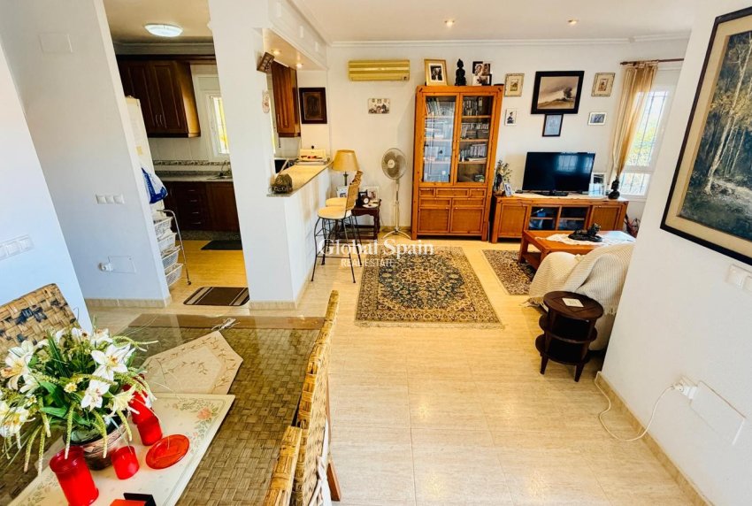 Venta - VILLA -
LOS MONTESINOS - Costa Blanca