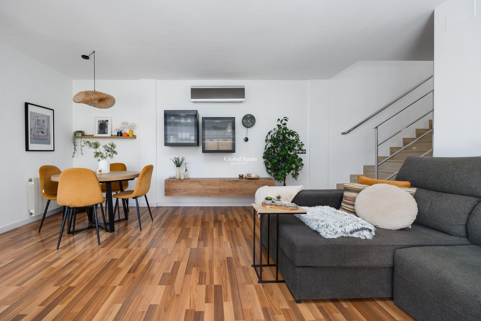 Venta - VILLA -
LOS MONTESINOS - La Herrada