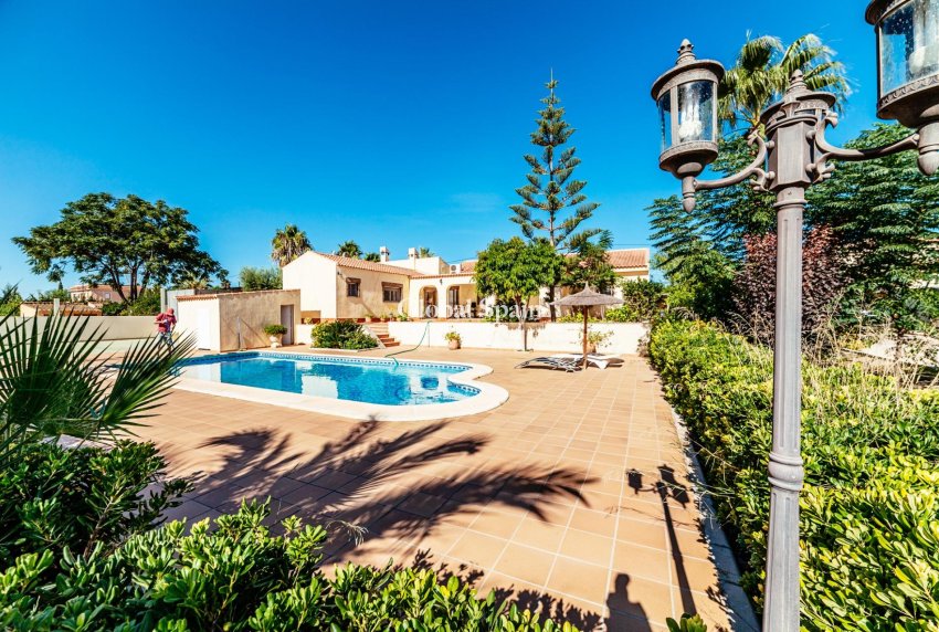 Venta - VILLA -
LOS MONTESINOS - Montesinos  Los