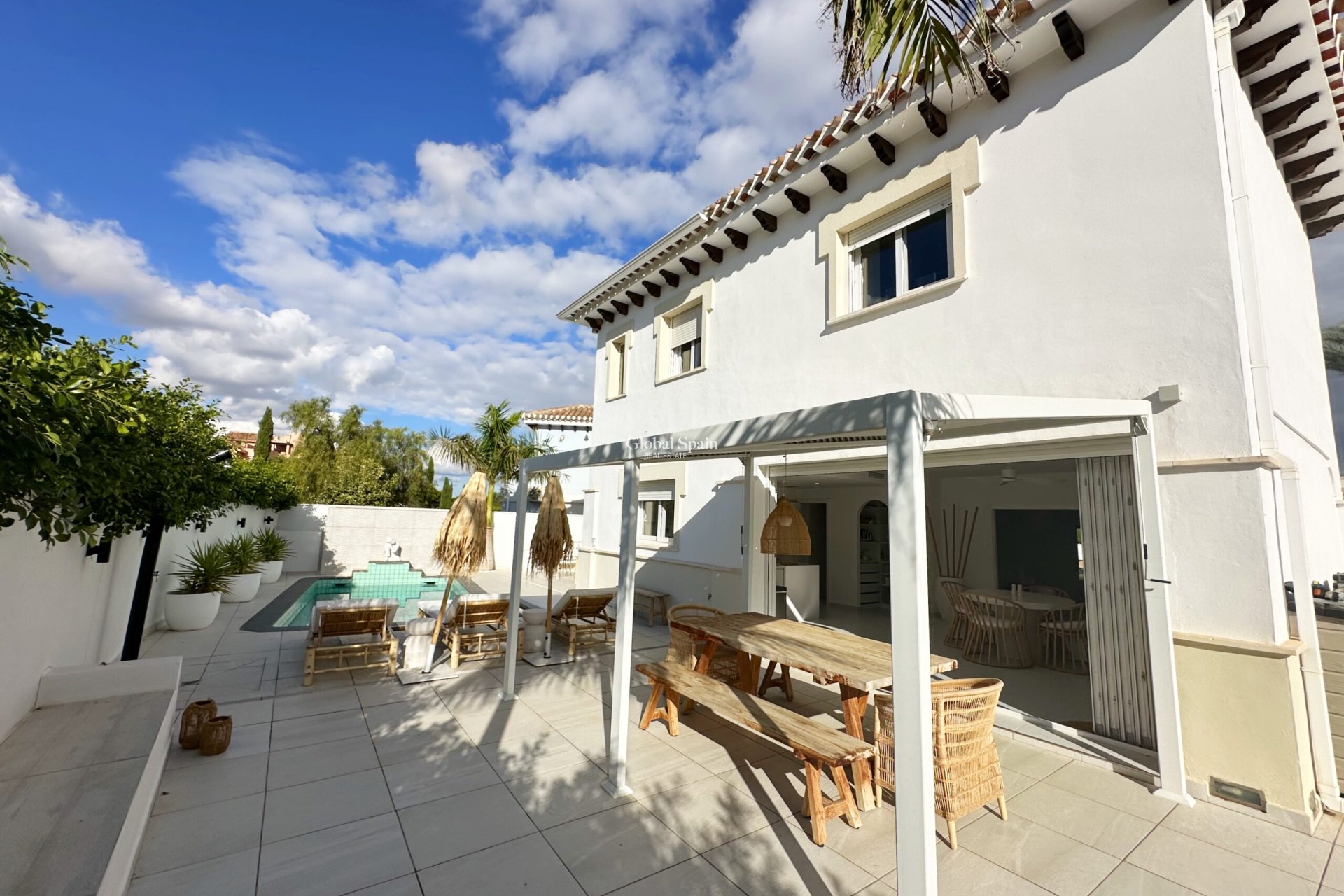 Venta - VILLA -
MAR MENOR GOLF RESORT - Inland