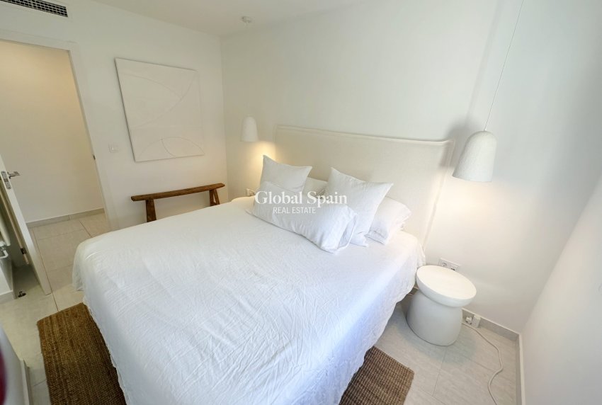 Venta - VILLA -
MAR MENOR GOLF RESORT - Inland