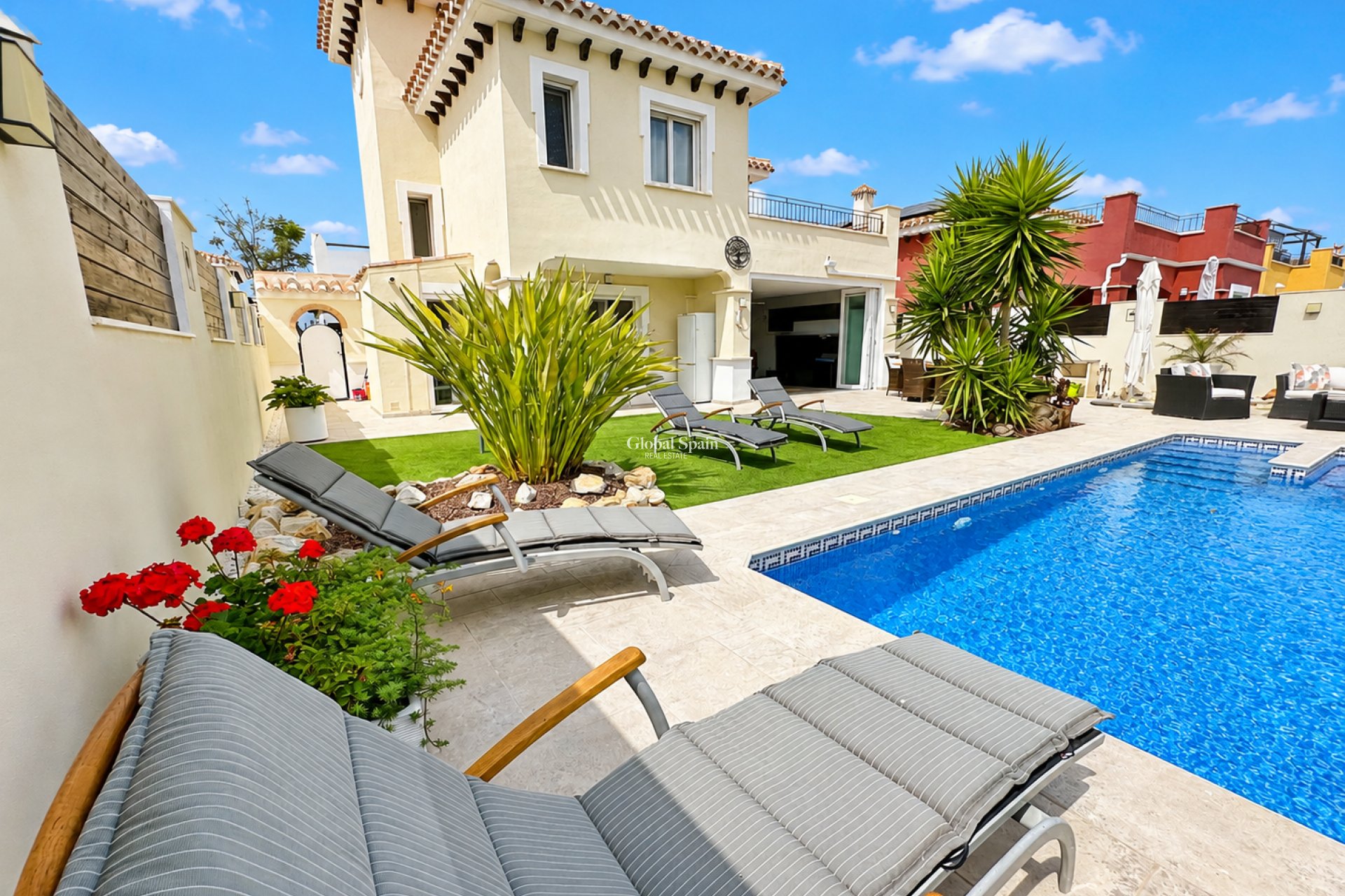 Venta - VILLA -
MAR MENOR GOLF RESORT - Inland